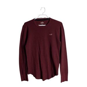 Hollister Men's Burgundy Crewneck Knit Shirt